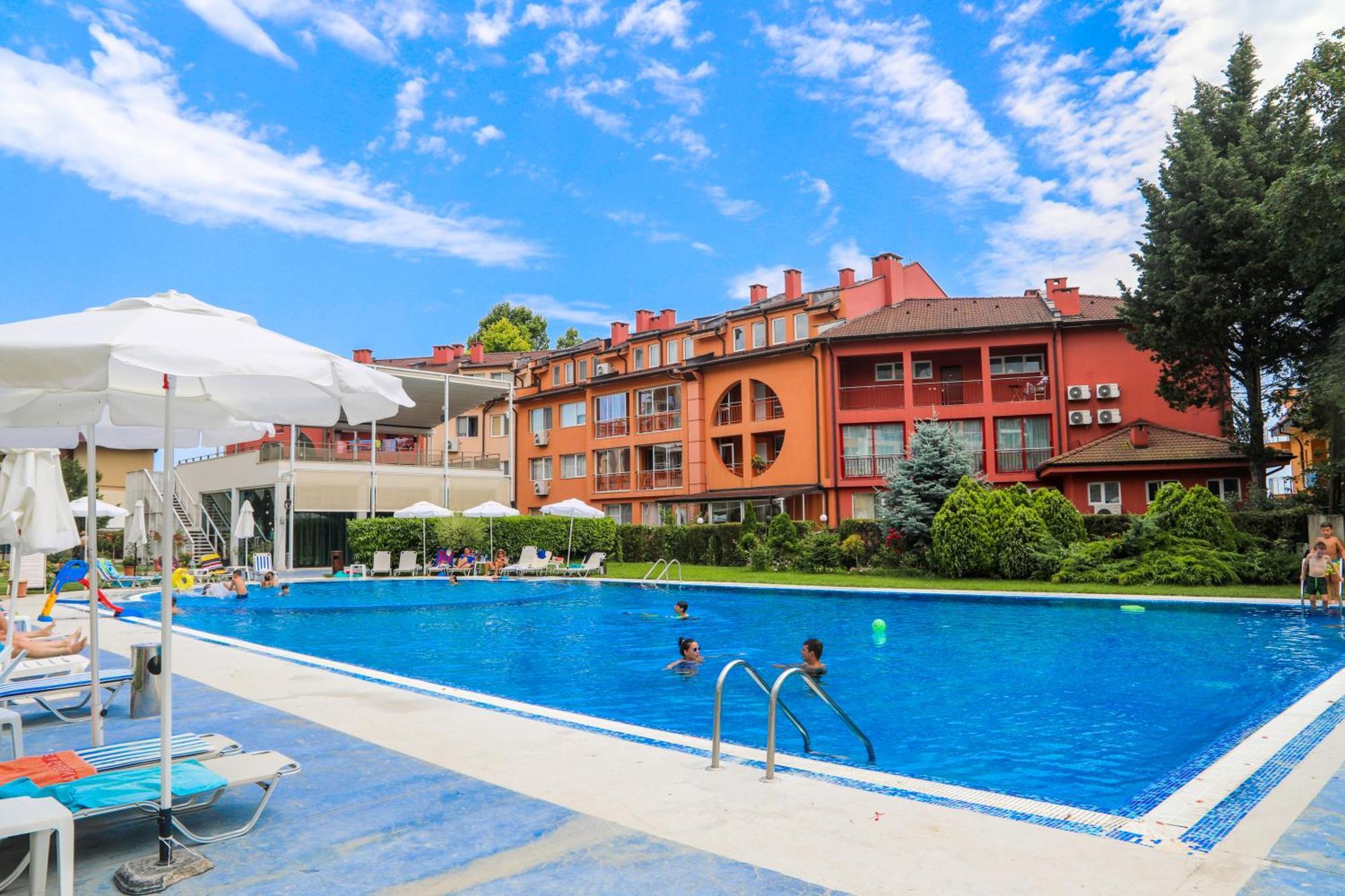 Luxury First Line Apartment With Pool By The Sea Nessebar Eksteriør billede