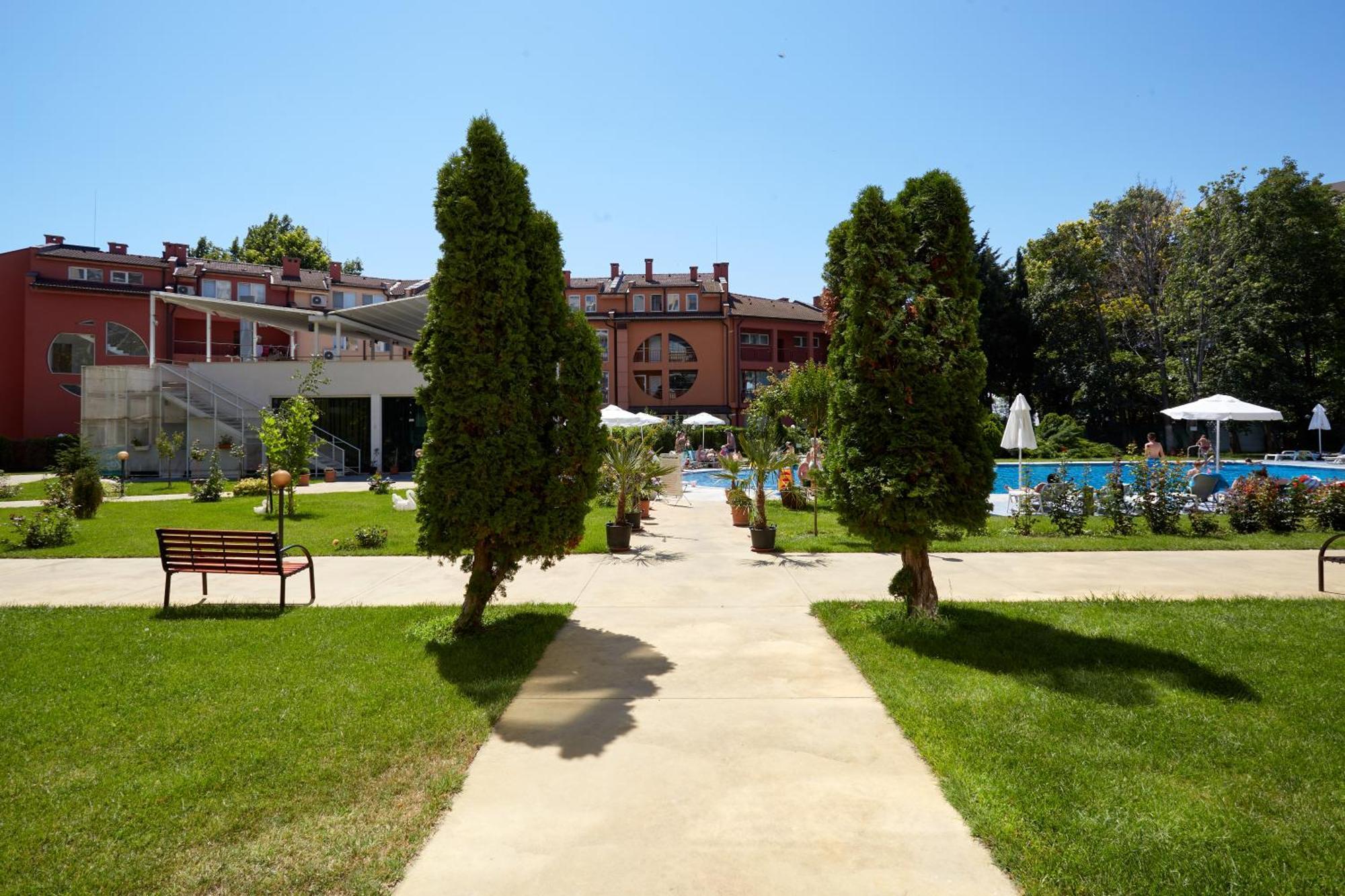 Luxury First Line Apartment With Pool By The Sea Nessebar Eksteriør billede